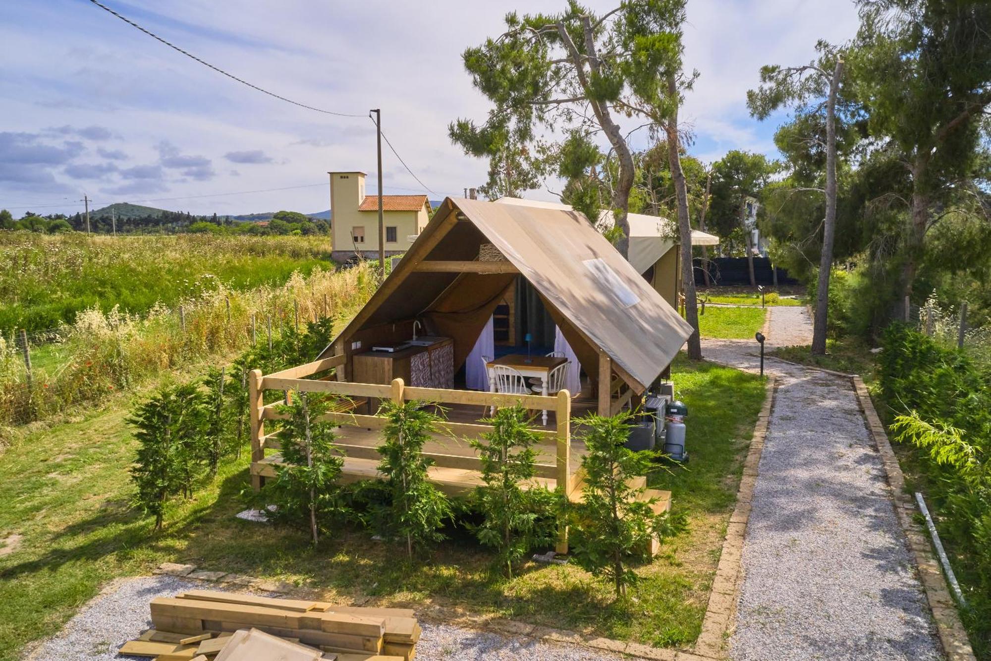Campingplatz Tenda Safari Vicino Al Mare Piombino